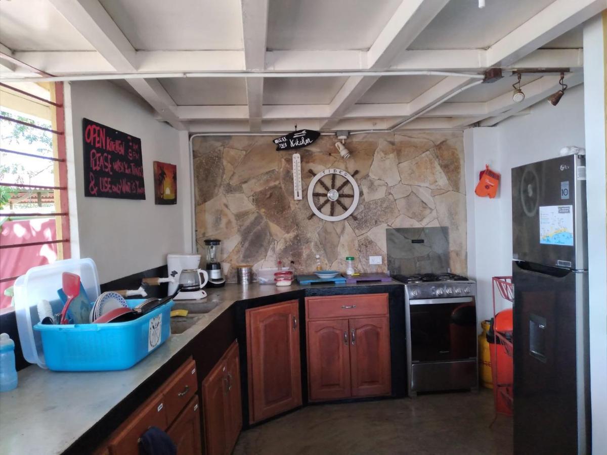 Bananoz Surfhouse Bed & Breakfast Transito Exterior foto